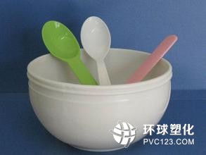 大方縣大力推廣生物降解塑料制品，引領(lǐng)綠色生活新風(fēng)尚